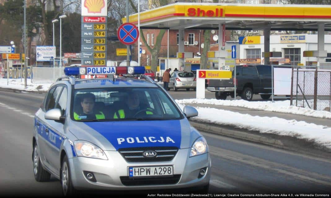 Seniorka z Ciechanowa padła ofiarą oszustów, tracąc 20 tysięcy złotych